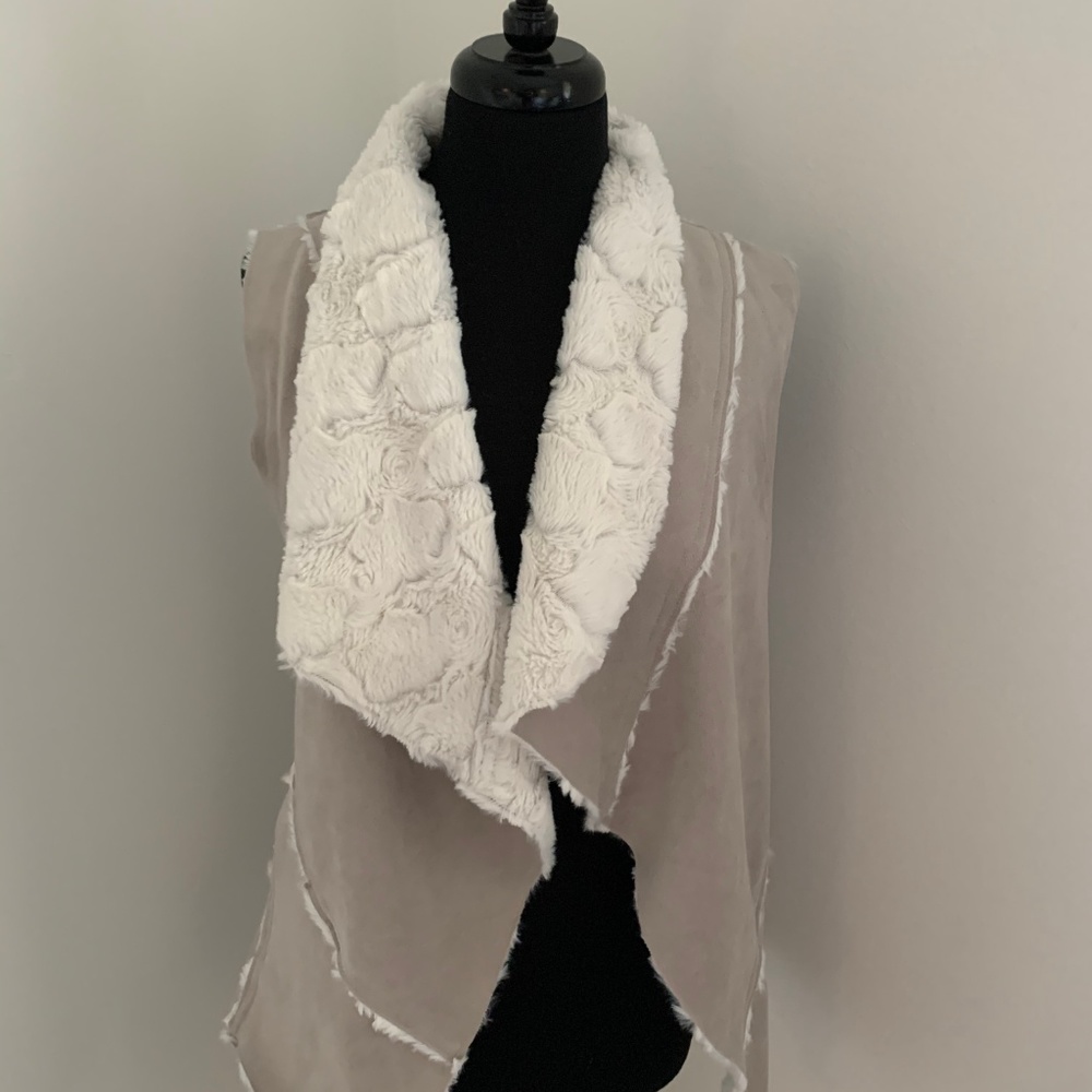 Altar'd State Gray Fur Vest